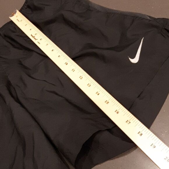 Nike Dri-Fit Black Running Shorts - Picture 9 of 10